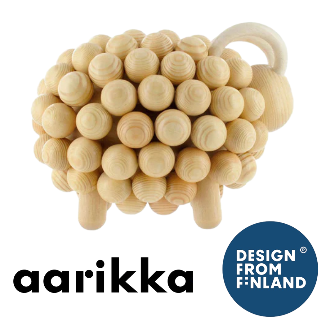 Aarikka Pikkupässi, lakattu puu